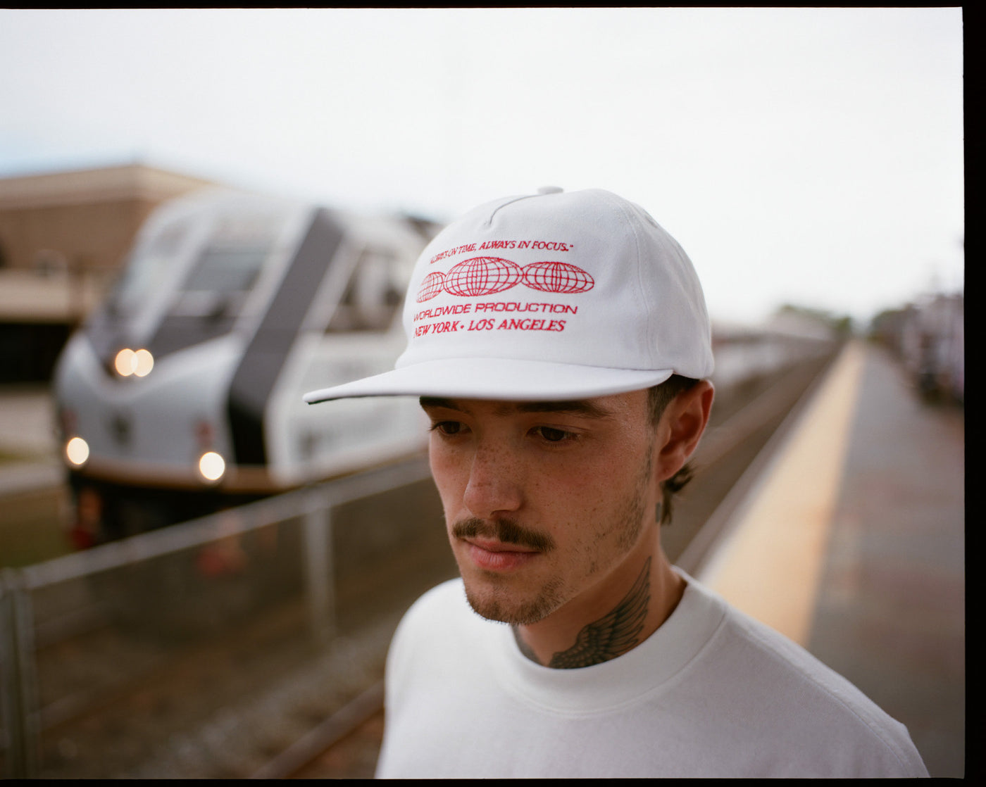 Worldwide Cap | White/Red